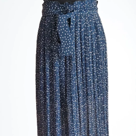 ZARA MIDI PLEATED BLUE SKIRT ( SIZE L) - Picture 3 of 9